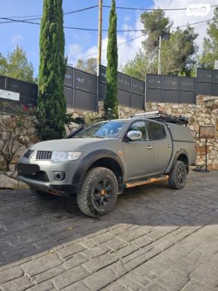 מיצובישי L200 האנטר 4X4 4X4 Dakar דאבל קבינה אוט' דיזל 2.5 (178 כ''ס) דיזל 2012 למכירה בדאלית אל כרמל