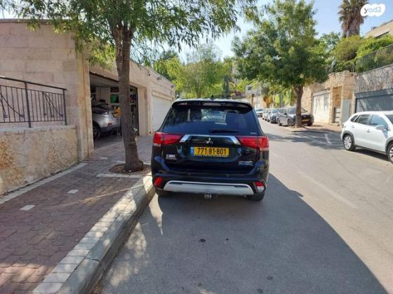 מיצובישי אאוטלנדר PHEV 4X4 Luxury הייבריד אוט' 5 מק' 2.4 (135 כ''ס) היברידי חשמל / בנזין 2019 למכירה בהר אדר