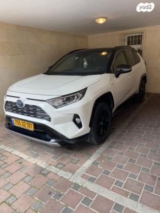 טויוטה RAV4 הייבריד E-motion Sky הייבריד אוט' 2.5 (178 כ''ס) בנזין 2019 למכירה בחיפה