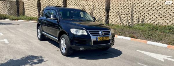 פולקסווגן טוארג 4X4 Luxury אוט' דיזל 3.0 (240 כ''ס) דיזל 2009 למכירה בעכו