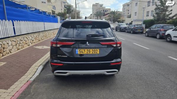 מיצובישי אאוטלנדר Instyle אוט' 7 מק' 2.5 (181 כ"ס) בנזין 2021 למכירה בנהריה