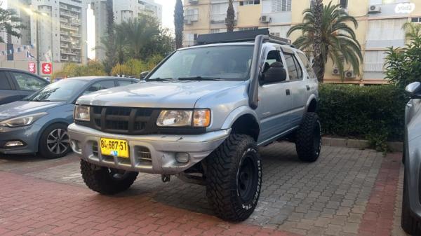 איסוזו רודאו 4X4 LS אוט' 3.2 (205 כ''ס) בנזין 2004 למכירה בתל אביב יפו