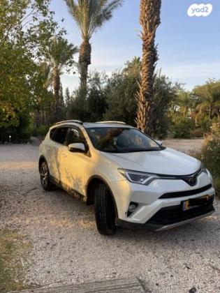 טויוטה RAV4 ארוך 4X4 Premium MC אוט' 2.0 (152 כ''ס) בנזין 2017 למכירה ברמות