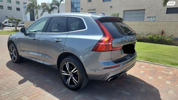 וולוו XC60 4X4 T8 R-Design הייבריד אוט' 2.0 (407 כ''ס) היברידי חשמל / בנזין 2017 למכירה בפתח תקווה