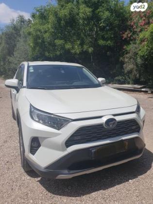 טויוטה RAV4 הייבריד E-xperience הייבריד 5 דל' אוט' 2.5 (178 כ''ס) בנזין 2021 למכירה בניר צבי