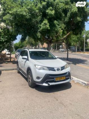 טויוטה RAV4 ארוך 4X4 GLI MC אוט' 2.0 (152 כ"ס) בנזין 2015 למכירה ברמלה