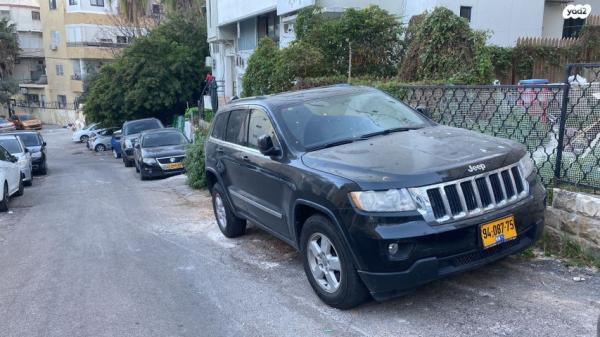 ג'יפ / Jeep גרנד צ'ירוקי 4X4 Laredo אוט' 3.6 (282 כ''ס) בנזין 2012 למכירה בתל אביב יפו