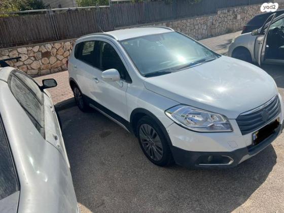 סוזוקי SX4 קרוסאובר GLX אוט' 1.6 (118 כ''ס) בנזין 2016 למכירה בחיפה