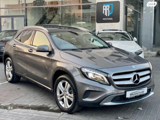 מרצדס GLA 4X4 GLA250 4MATIC Urban אוט' 2.0 (211 כ''ס) בנזין 2015 למכירה בחולון