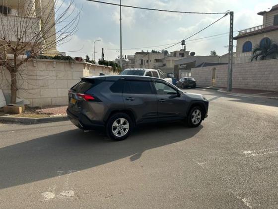 טויוטה RAV4 ארוך 4X4 Experience אוט' 2.0 (175 כ''ס) בנזין 2019 למכירה בטירה