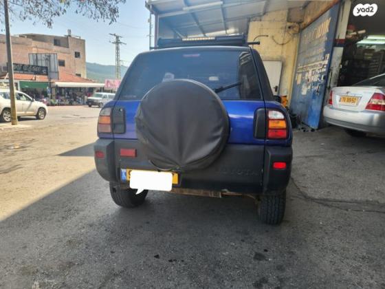 טויוטה RAV4 קצר 4X4 STD אוט' 2.0 (150 כ''ס) [1997-2000] בנזין 2000 למכירה בבית ג'ן