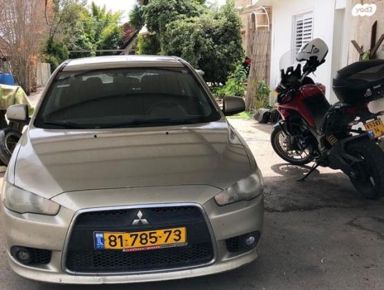 מיצובישי לנסר ספורטבק Sport אוט' 5 דל' 1.8 (140 כ"ס) בנזין 2011 למכירה באבני איתן