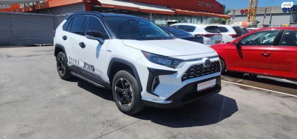 טויוטה RAV4 הייבריד LE הייבריד אוט' 2.5 (176 כ''ס) בנזין 2022 למכירה בראשון לציון