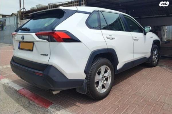 טויוטה RAV4 הייבריד E-volve הייבריד אוט' 2.5 (178 כ''ס) בנזין 2019 למכירה בנס ציונה