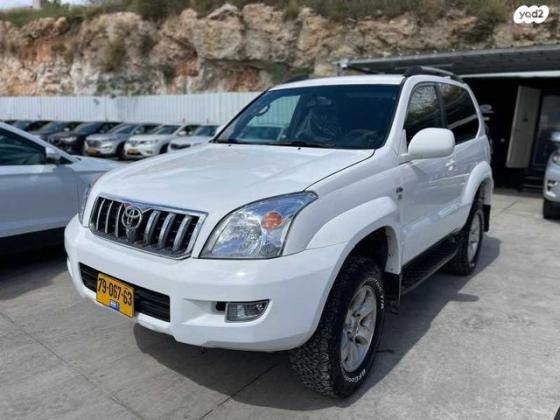 טויוטה לנד קרוזר קצר 4X4 STD אוט' דיזל 3.0 (173 כ''ס) דיזל 2008 למכירה בירכא