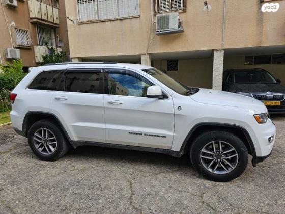 ג'יפ / Jeep גרנד צ'ירוקי 4X4 Laredo אוט' 5 מק' 3.6 (286 כ''ס) בנזין 2020 למכירה בחולון