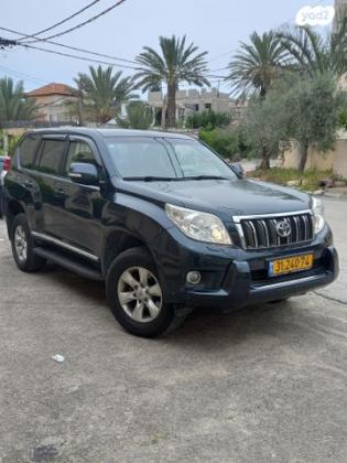 טויוטה לנד קרוזר ארוך 4X4 Luxury אוט' דיזל 7 מק' 3.0 (173 כ''ס) דיזל 2011 למכירה בבאקה אל ע'רביה