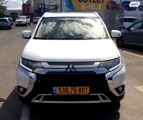 מיצובישי אאוטלנדר 4X4 Elite אוט' 7 מק' 2.0 (150 כ"ס) [2015 ואילך] בנזין 2019 למכירה ב