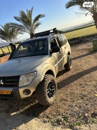 מיצובישי פג'רו ארוך 4X4 Desert אוט' דיזל 7 מק' 3.2 (170 כ''ס) דיזל 2008 למכירה בזרזיר