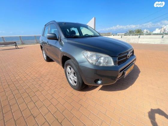 טויוטה RAV4 ארוך 4X4 GLI אוט' 2.0 (152 כ''ס) בנזין 2008 למכירה בחיפה