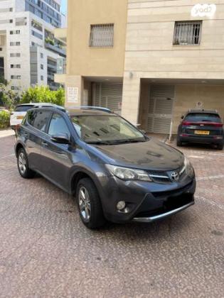 טויוטה RAV4 ארוך 4X4 Premium אוט' 2.0 (151 כ''ס) בנזין 2015 למכירה בתל אביב יפו