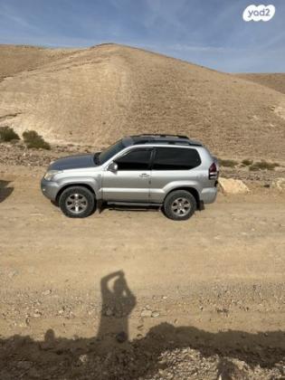 טויוטה לנד קרוזר קצר 4X4 Luxury אוט' דיזל 3.0 (166 כ''ס) דיזל 2005 למכירה בקרית מלאכי