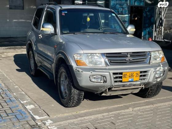 מיצובישי פג'רו קצר 4X4 GLS אוט' דיזל 5 מק' 3.2 (160 כ''ס) דיזל 2003 למכירה ברעננה