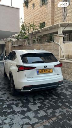 לקסוס NX NX300H Luxury הייבריד אוט' 2.5 (155 כ''ס) בנזין 2018 למכירה בחיפה