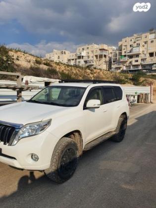 טויוטה לנד קרוזר ארוך 4X4 Select AC אוט' דיזל 7 מק' 3.0 (190 כ''ס) דיזל 2015 למכירה במודיעין מכבים רעות