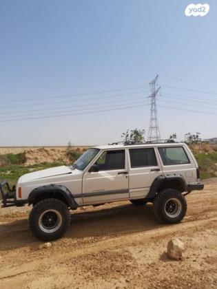 ג'יפ / Jeep צ'ירוקי 4X4 Sport אוט' 4.0 (176 כ''ס) בנזין 1999 למכירה בחולון