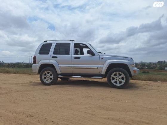 ג'יפ / Jeep ליברטי (עד 2013) 4X4 Limited אוט' 3.7 (204 כ''ס) [2005-2010] בנזין 2005 למכירה בנס ציונה