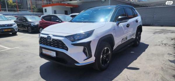 טויוטה RAV4 הייבריד LE הייבריד אוט' 2.5 (176 כ''ס) בנזין 2022 למכירה בראשון לציון