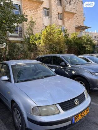 פולקסווגן פאסאט Trendline ידני 1.8 (150 כ''ס) בנזין 2000 למכירה בירושלים