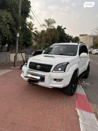 טויוטה לנד קרוזר קצר 4X4 Premium אוט' דיזל 3.0 (173 כ''ס) דיזל 2008 למכירה באבן יהודה