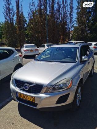 וולוו XC60 T5 Active סטיישן אוט' 2.0 (240 כ"ס) בנזין 2012 למכירה בהרצליה