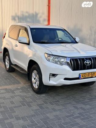 טויוטה לנד קרוזר קצר 4X4 Luxury אוט' דיזל 2.8 (177 כ"ס) דיזל 2018 למכירה באבו קוידר