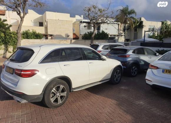 מרצדס GLC 4X4 GLC250 4MATIC Exclusive אוט' 2.0 (211 כ''ס) בנזין 2017 למכירה ביבנה