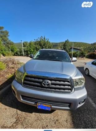 טויוטה סקויה 4X4 Platinum אוט' 8 מק' 5.7 (385 כ''ס) בנזין 2011 למכירה בכפר ויתקין