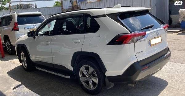 טויוטה RAV4 ארוך Extreme אוט' 2.0 (175 כ''ס) בנזין 2019 למכירה בגבעת שמואל