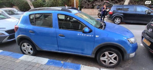 דאצ'יה סנדרו Stepway Laureate ידני טורבו בנזין 0.9 (90 כ"ס) בנזין 2015 למכירה בגבעתיים