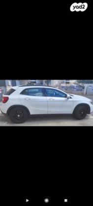 מרצדס GLA GLA200 Style אוט' 1.6 (156 כ"ס) בנזין 2016 למכירה בחיפה