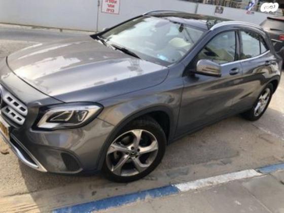 מרצדס GLA GLA200 Urban FL אוט' 1.6 (156 כ"ס) [2017 ואילך] בנזין 2018 למכירה בתל אביב יפו