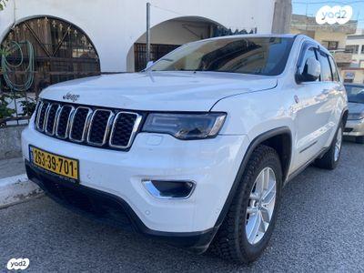 ג'יפ / Jeep גרנד צ'ירוקי 4X4 Laredo + SR אוט' 3.6 (282 כ''ס) בנזין 2017 למכירה במג'דל שמס