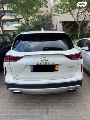 אינפיניטי QX50 / EX37 4X4 Essential אוט' 2.0 (268 כ''ס) בנזין 2022 למכירה בתל אביב יפו