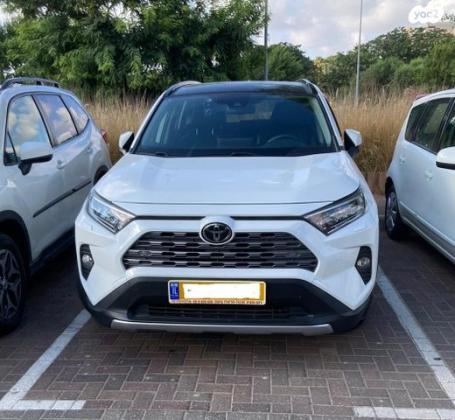 טויוטה RAV4 ארוך Extreme אוט' 2.0 (175 כ''ס) בנזין 2019 למכירה בגבעת שמואל