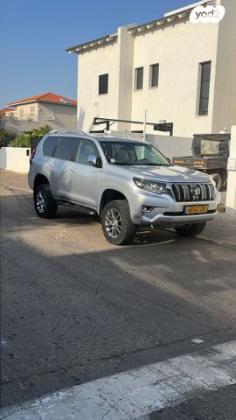 טויוטה לנד קרוזר ארוך 4X4 Limited אוט' דיזל 7 מק' 2.8 (177 כ"ס) דיזל 2019 למכירה בבנימינה גבעת עדה