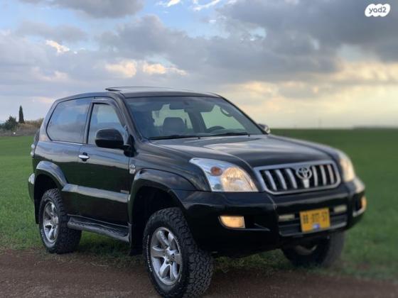 טויוטה לנד קרוזר קצר 4X4 Luxury אוט' דיזל 3.0 (166 כ''ס) דיזל 2005 למכירה בכפר יחזקאל