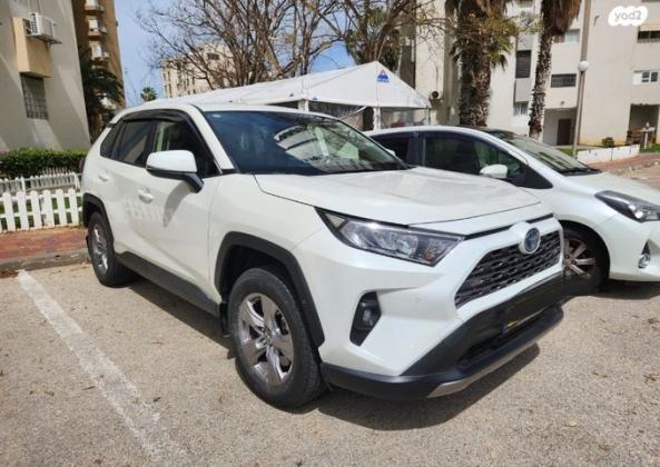 טויוטה RAV4 הייבריד E-xperience הייבריד 5 דל' אוט' 2.5 (178 כ''ס) בנזין 2022 למכירה בגדרה