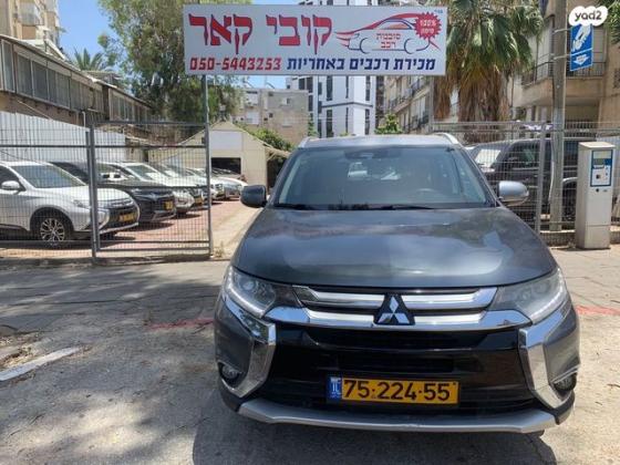 מיצובישי אאוטלנדר Premium אוט' 7 מק' 2.0 (150 כ''ס) בנזין 2017 למכירה בפתח תקווה