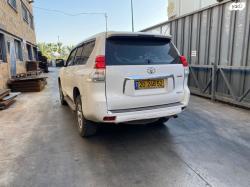 טויוטה לנד קרוזר ארוך 4X4 Luxury 60th אוט' דיזל 7 מק' 3.0 (190 כ''ס) ד